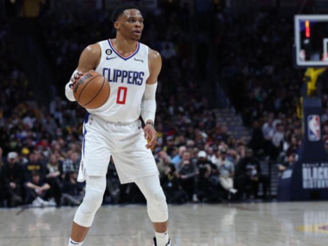 7k7k幸运水果机游戏-末节两失误瑕不掩瑜 快艇输了但韦少表现赢得尊重